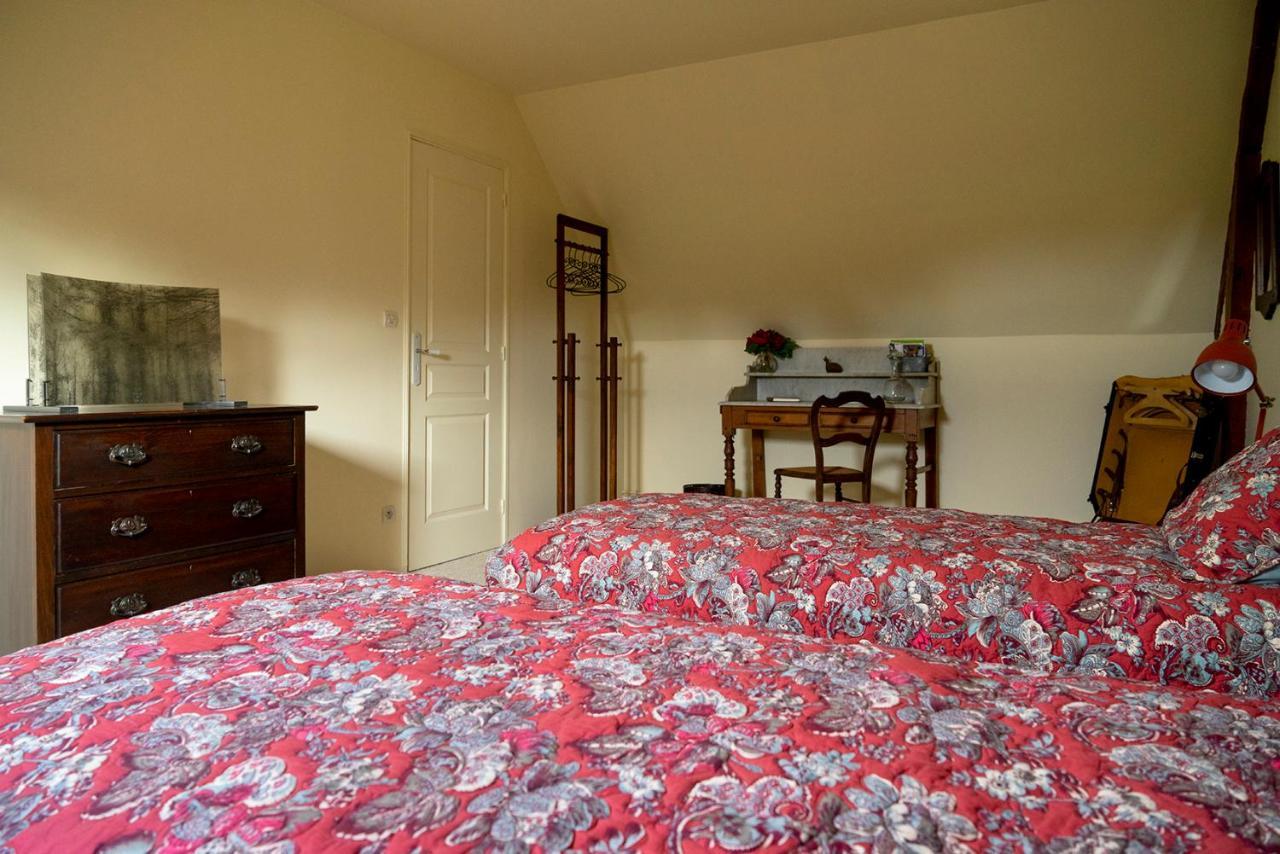 Chambre D'Hotes Chez Artiste Verrier, La Perriere - Perche מראה חיצוני תמונה
