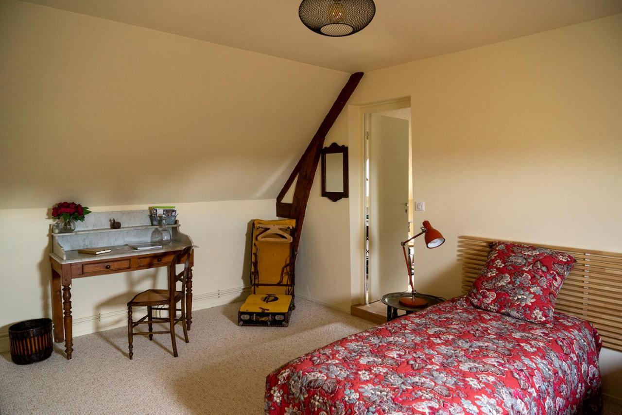 Chambre D'Hotes Chez Artiste Verrier, La Perriere - Perche מראה חיצוני תמונה